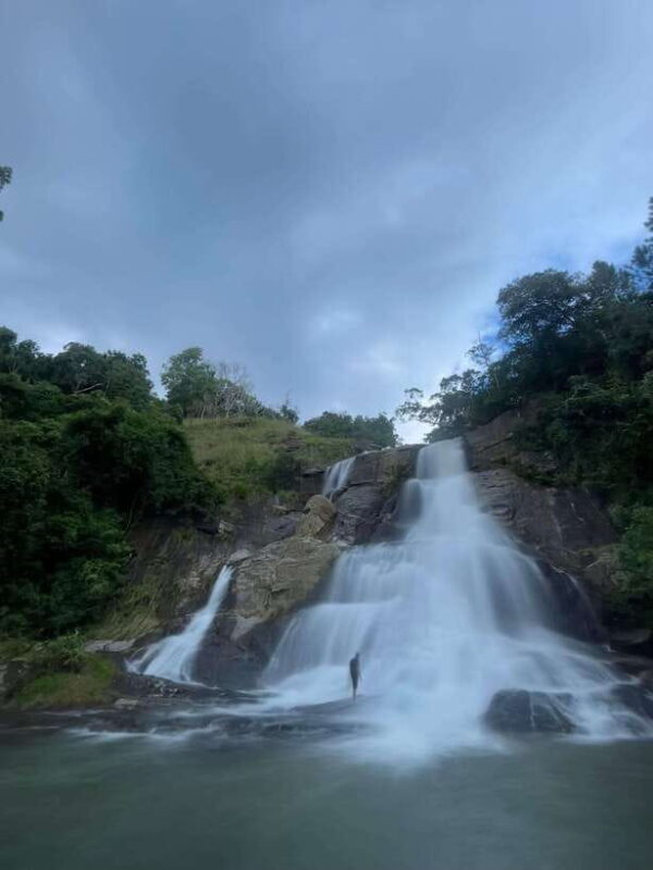 From Galle/Mirissa/Weligama: Private Waterfall Hunt to Ella - From Galle/Mirissa/Weligama: Private Waterfall Hunt to Ella
