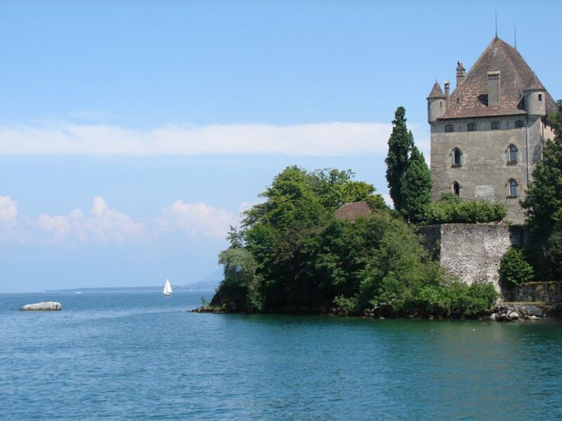 From Geneva: Day Tour to Chamonix & Yvoire Medieval Village - The Sum Up