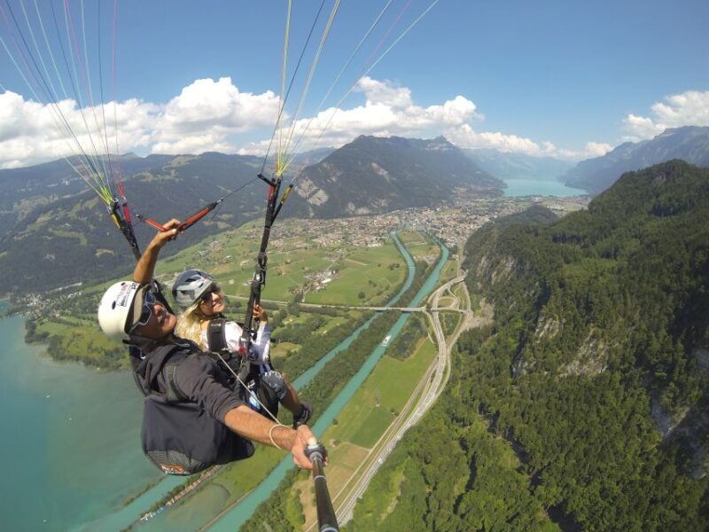 From Geneva: Paragliding and Interlaken Trip - A Well-Balanced Adventure for Curious Travelers