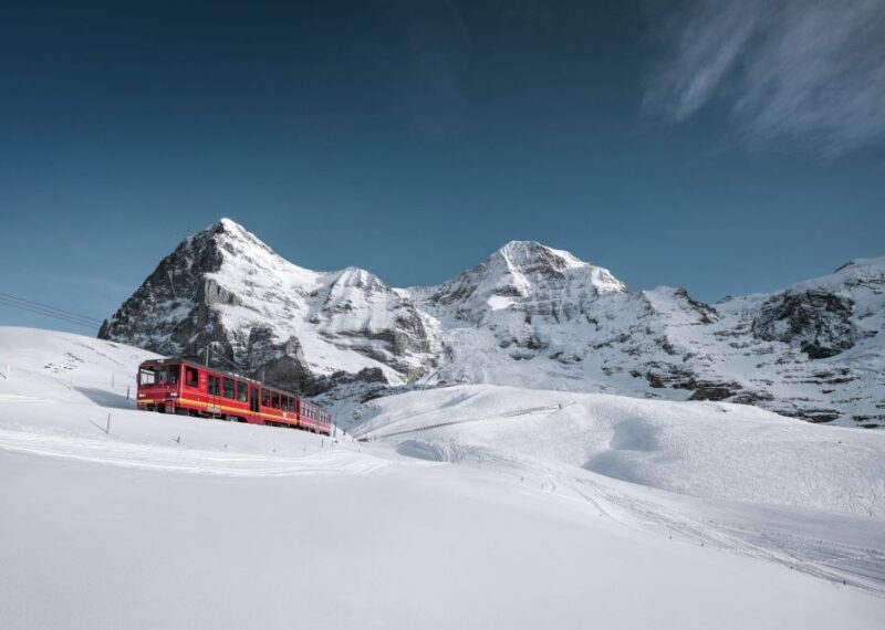 From Geneva to Interlaken - The Schilthorn Option: James Bond and Thrills
