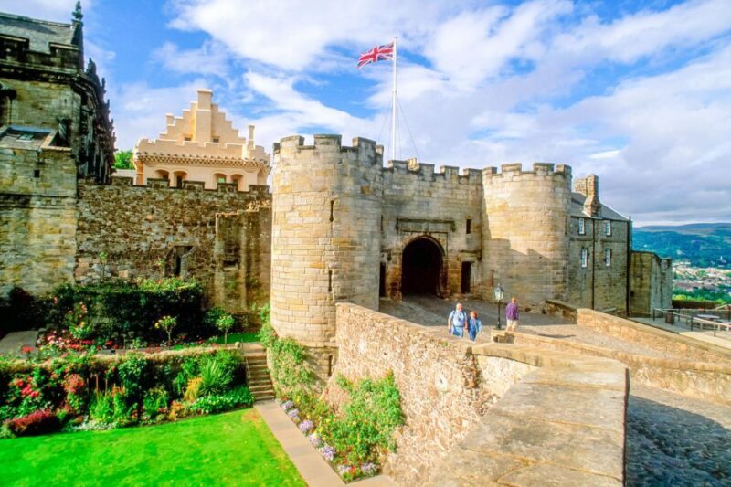 From Glasgow: Loch Lomond, Trossachs & Stirling Castle Tour - From Glasgow: Loch Lomond, Trossachs & Stirling Castle Tour