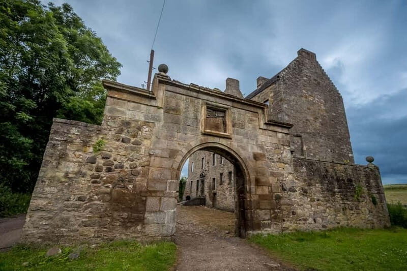 From Glasgow: Outlander Castles and The Scottish Countryside - A Deep Dive into the Outlander Tour Experience