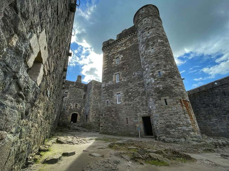 From Glasgow: Outlander Castles and The Scottish Countryside - FAQs