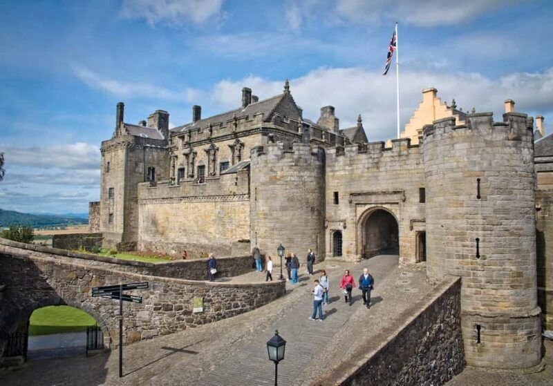 From Glasgow; Stirling and Loch Lomond 7 Hour Tour - Exploring the Scotland Highlights in 7 Hours