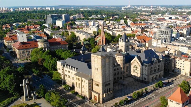 From Golden Age to Fall and Rebirth of Poland - FAQs