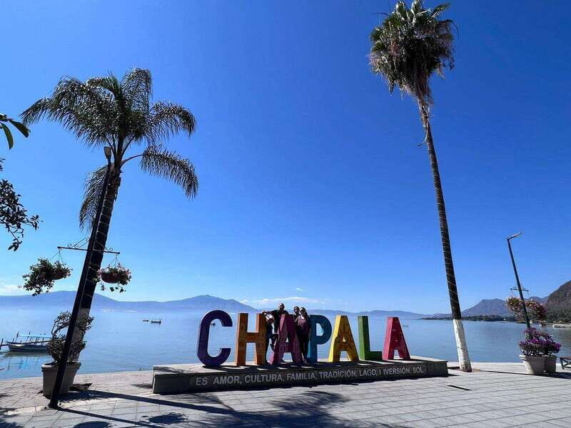 From Guadalajara: Enchanting Lake Chapala & Ajijic Day Trip - Exploring Lake Chapala and Ajijic: What the Experience Looks Like