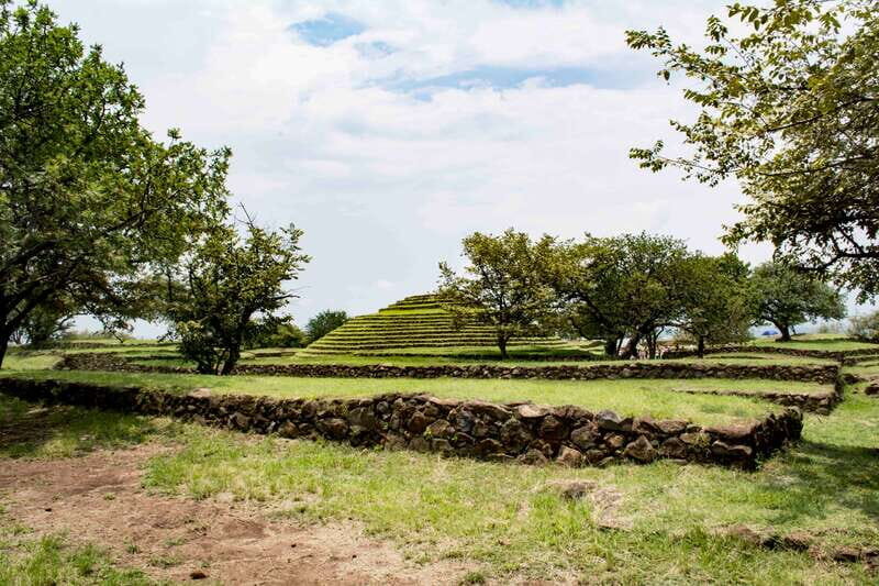 From Guadalajara: Pyramids & Jose Cuervo Tequila Tour - Key Points