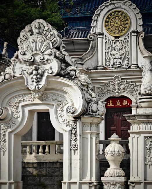 From Guangzhou: Zhuhai Historic Courtyard, Seaview & Skyline - Key Points