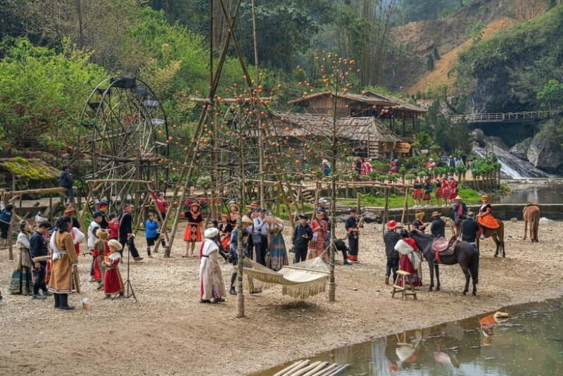 From Ha Noi: 2-Day Sapa and Fansipan Peak Tour with Cable - Day Two: Culture and Local Life