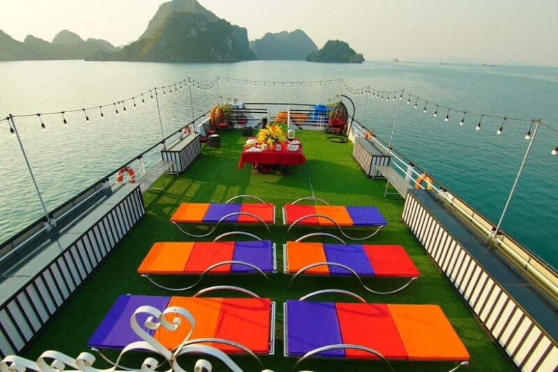 From Ha Noi: Ha Long Bay Day Trip with Luxury cruise - A detailed look at the day from Hanoi to Halong Bay