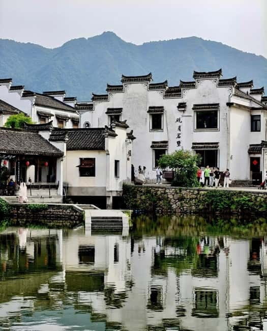 From Hangzhou: Longwu Tea Village, Longmen Town & Dam Tour - Longmen Old Town: A Window into the Past