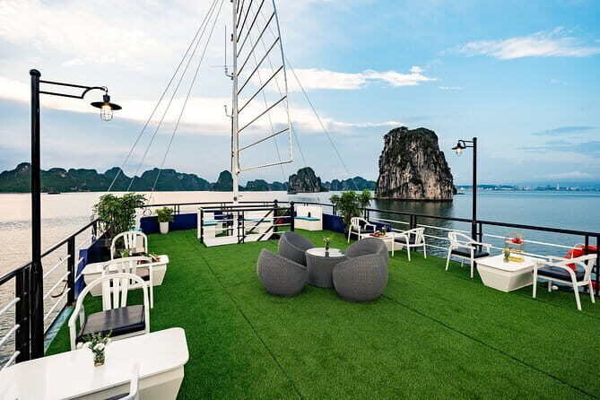 From Hanoi: 1-Day Halong 5-Star Cruises with Big & Small Groups - Authentic Touches & Traveler Feedback