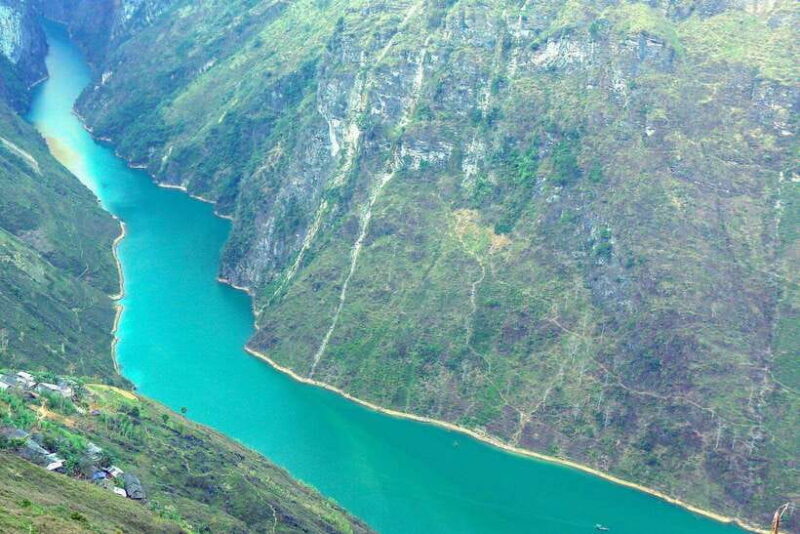 From Hanoi : 4-Day Ha Giang Loop Tour with Easy Rider - The Sum Up