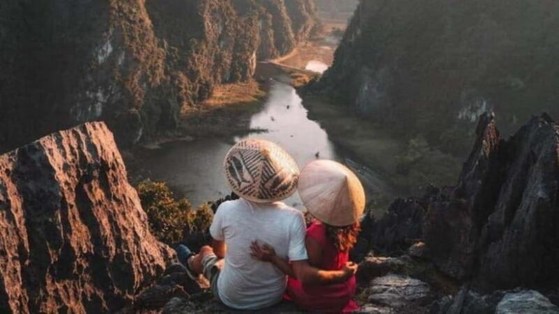 From Hanoi : 4-day Ninh Binh-Halong Bay Cruise with Balcony - Key Points