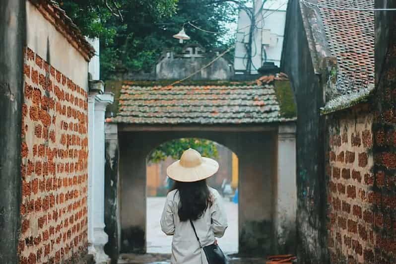 From Hanoi: Duong Lam Ancient Village Day Tour with Lunch - Discovering Duong Lam: A Handful of Heritage