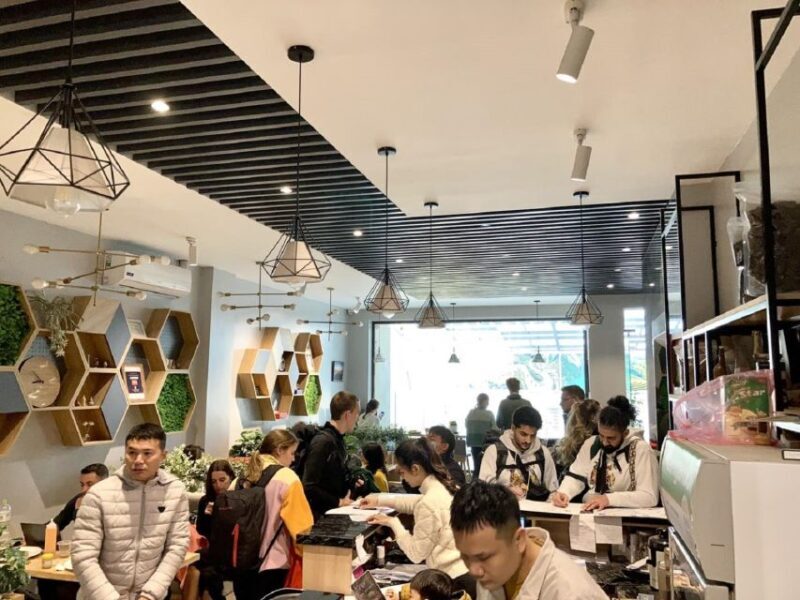 From Hanoi: Ha Giang Loop 4-Night 4-Day with Easy Rider - Day 1: Discovering Dong Van and the Hmong King’s Palace