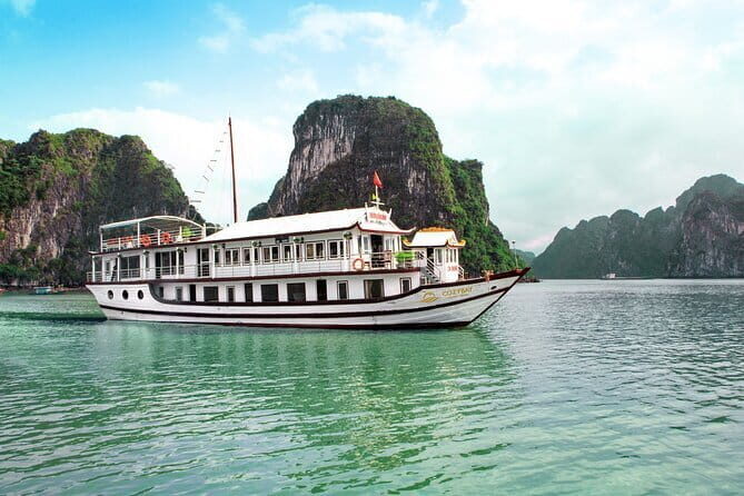 From Hanoi: Ha Giang Loop Tour 3 Nights 2 Days with Motorbike/Car - The Sum Up
