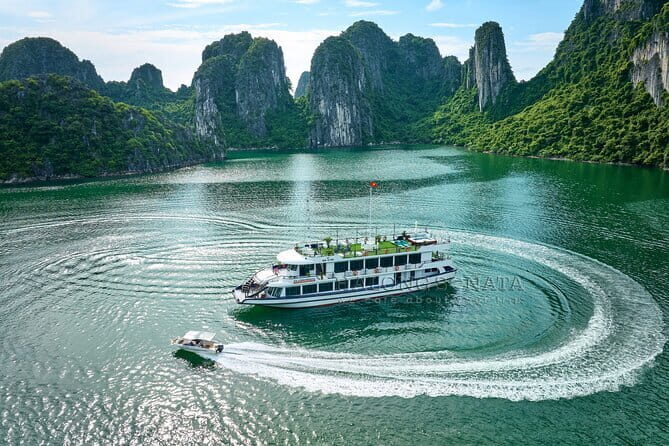 From Hanoi- Halong Bay 1 Day Save Cost With Limousine Bus Option - An In-Depth Look at the Hanoi to Halong Bay Tour