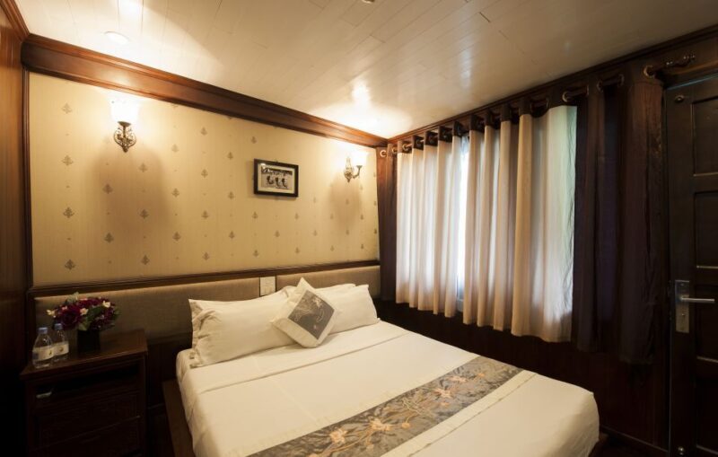 From Hanoi: Halong Explorer 3-Day Deluxe Cruise - The Sum Up