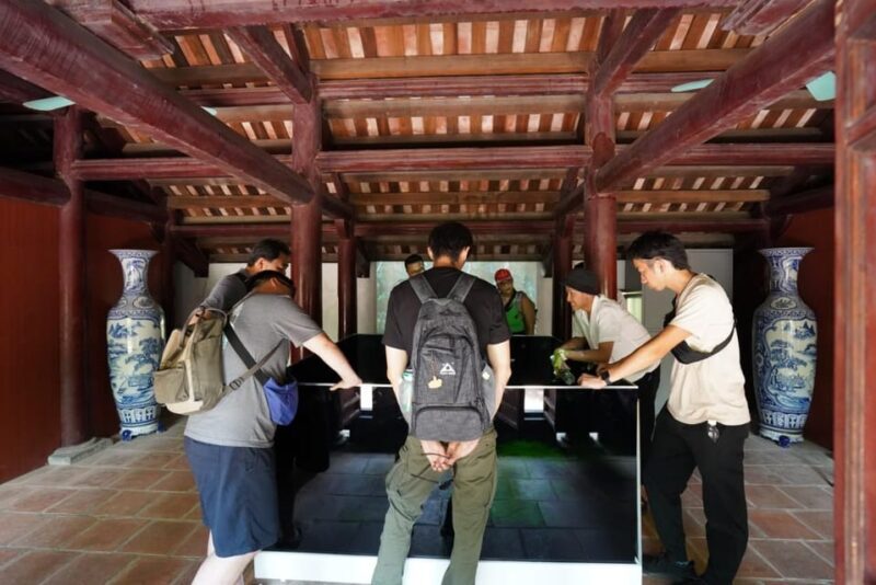 From Hanoi: Hoa Lu-Trang An-Mua Cave/Limousine Bus/Buffet - Who Will Love This Tour?