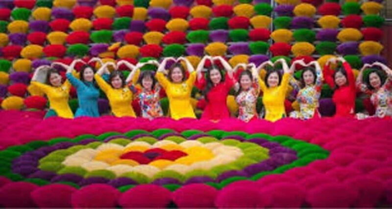 From Hanoi: Incense Village, Hat-Making & Lacquer Art - Key Points