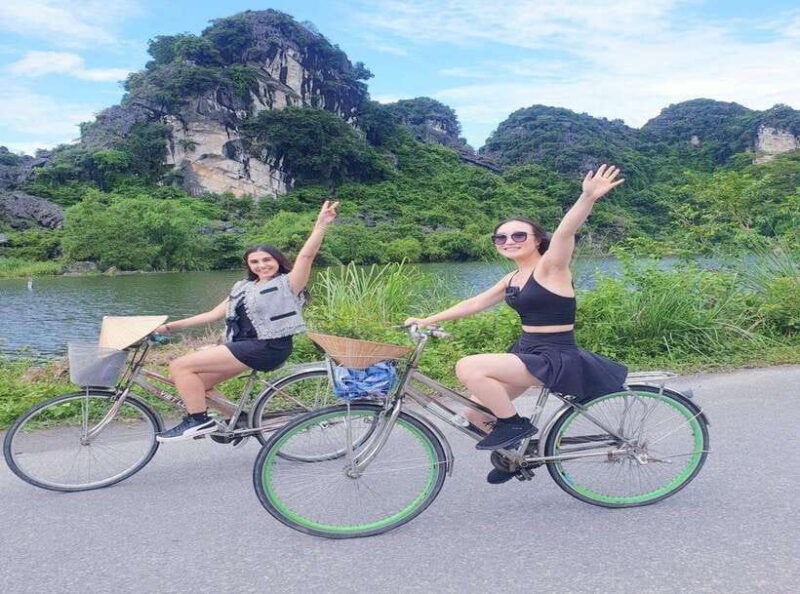 From Hanoi: Luxury Ninh Binh tour with lunch and cycling - Key Points