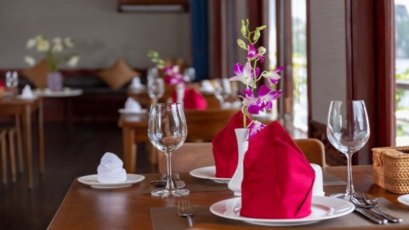 From Hanoi: Luxury Private Traditional Junk Boat - Who Is This Tour Best Suited For?