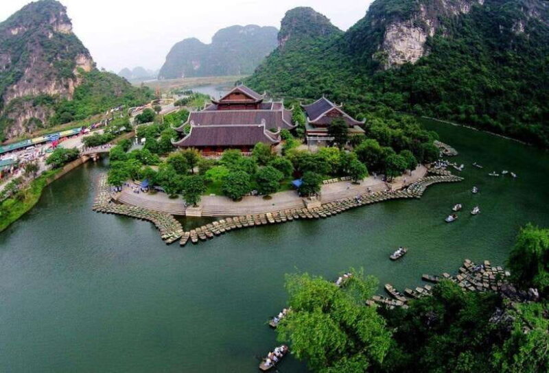From Hanoi: Trang An eco-tourism - Hoa Lu ancient & Mua Cave - Key Points