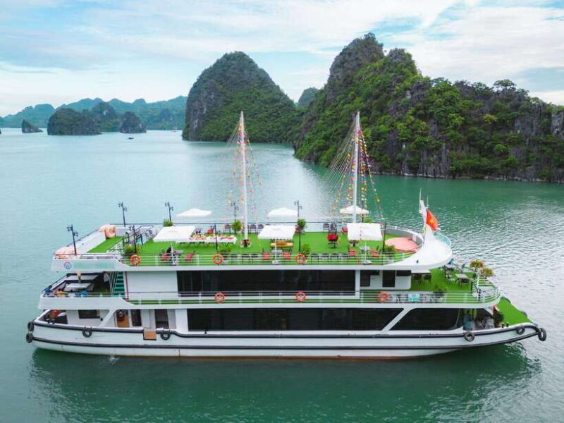 From Hanoi:1 Day Ha Long Bay Premium Cruise-Buffet & Jacuzzi - From Hanoi: 1 Day Ha Long Bay Premium Cruise - Buffet & Jacuzzi