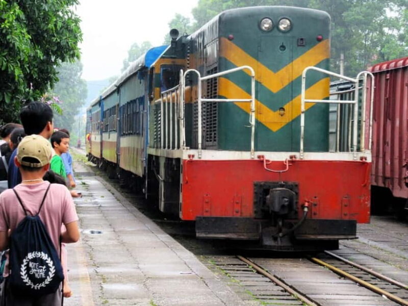 From HCMC: 8-Day Da Nang Tour by Train with Guide - Key Points