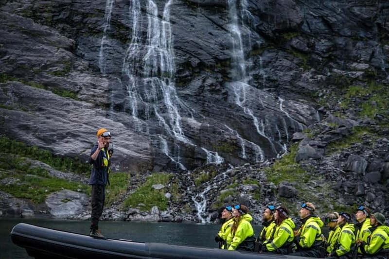 From Hellesylt: Experience Fjordsafari Geirangerfjord on RIB - FAQ