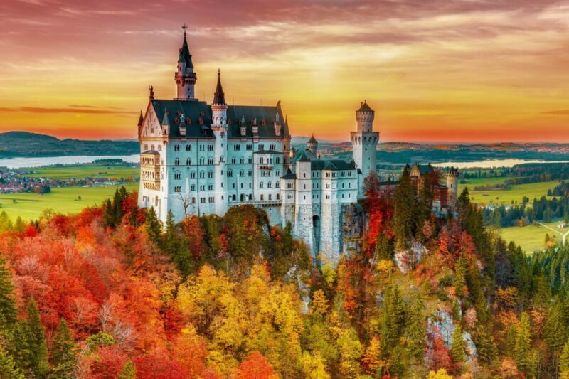 From Hohenschwangau: Tour to Neuschwanstein Castle - Quick Overview: From Hohenschwangau to Neuschwanstein Castle