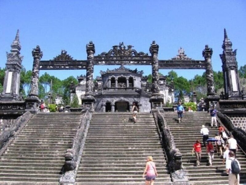 From Hue: Full day with Tombs, Citadel, Pagoda & boat trip - FAQs