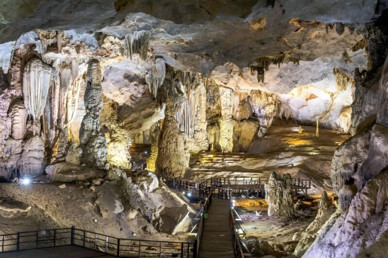 From Hue: One day explore Paradise Cave, Thien Duong cave - Key Points