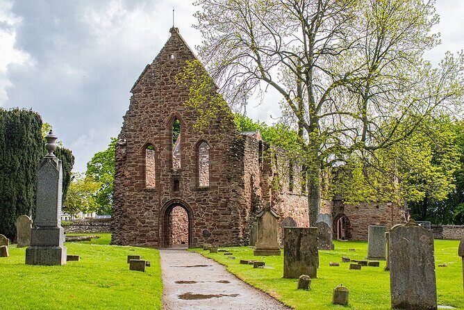 From Inverness to Loch Ness , Cawdor Castle , Culloden and more - An In-Depth Look at the Highlands Private Tour