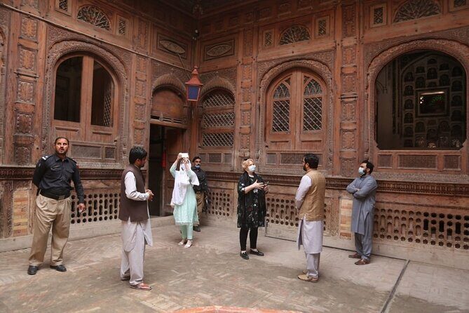 From Islamabad: Full Day Historical Peshawar Guided City Tour - Who Should Consider This Tour?