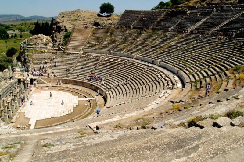 From Istanbul: 2-Day Ephesus, Pamukkale, & Hierapolis Tour - Exploring the Itinerary in Detail