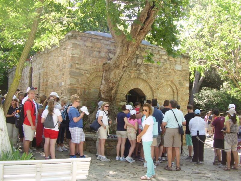 From Izmir: Ephesus Guided Day Trip with Transfer & Lunch - Key Points