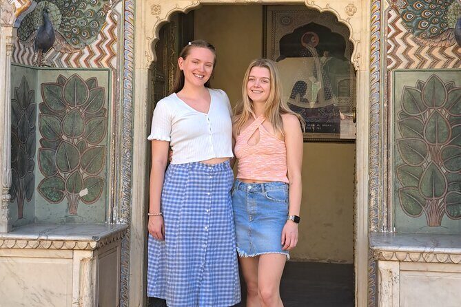 From Jaipur: Private Transfers Cab To Agra with Sightseeing Stops - In-Depth Review of the Jaipur to Agra Private Transfer