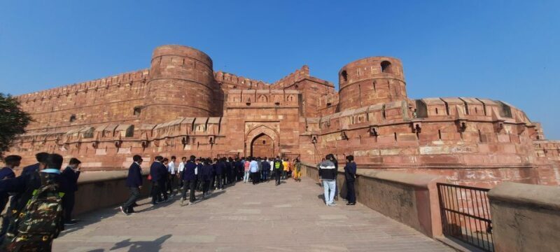 From Jaipur : Taj Mahal & Agra fort Tour and Transfer Delhi - Seamless Transfer to Delhi