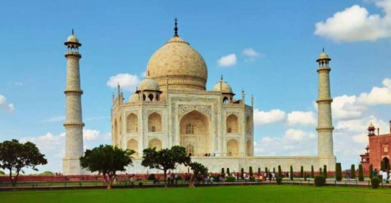 From Jaipur: Taj Mahal & Agra Private Day Trip with Transfer - Exploring Local Markets and Craft Factories