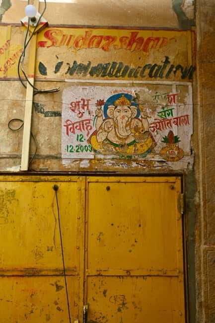 From Jaisalmer: Kuldhara and Khaba Fort Private Tour - Who Is This Tour Best For?