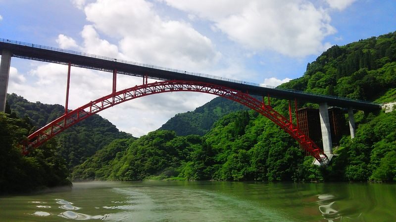 From Kanazawa: Amaharashi Coast, Big Buddha and Shokawa River Cruise - Takaoka’s Great Buddha and a self-directed lunch