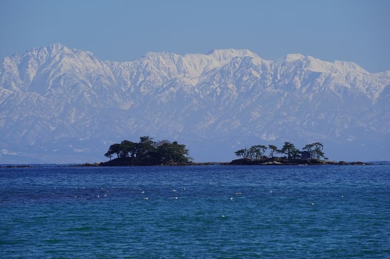 From Kanazawa: Amaharashi Coast, Big Buddha and Shokawa River Cruise - The Shokawa River cruise into the gorge