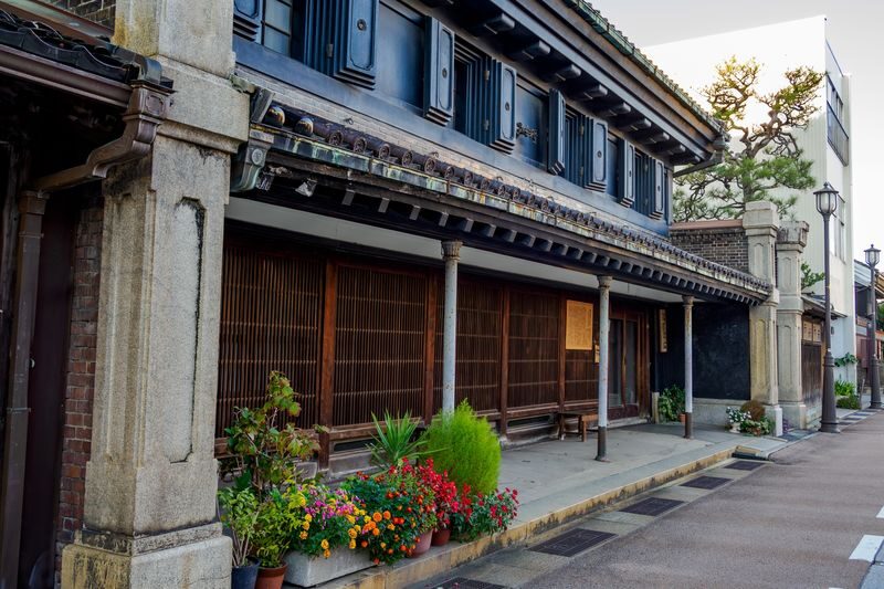 From Kanazawa: Amaharashi Coast, Big Buddha and Shokawa River Cruise - What the price covers, and what it does not