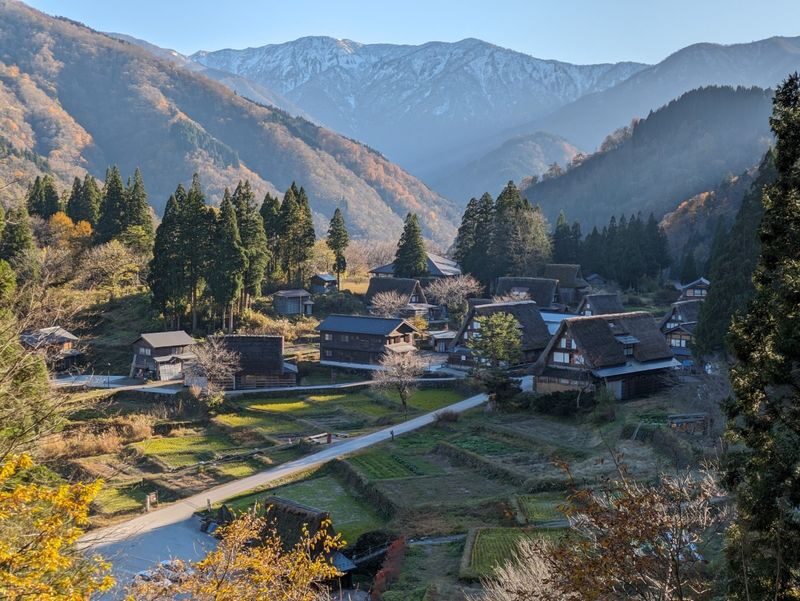 From Kanazawa: Shirakawa-go, Gokayama and Wood Carving Village - Three different sides of rural Japan