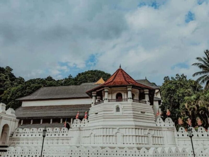 From : Kandy, Sigiriya, Dambulla Guided Day Tours for 2 Days - Key Points
