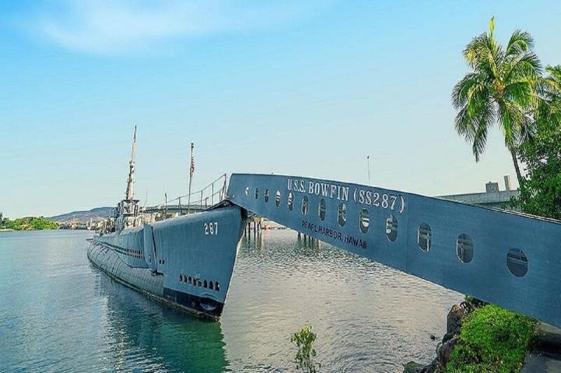From Kauai: USS Arizona Memorial and Honolulu City Tour - FAQ