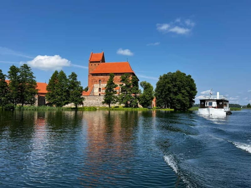 From Kaunas: Rumsiskes open air museum and Trakai castle - Introduction to the Day Trip Experience