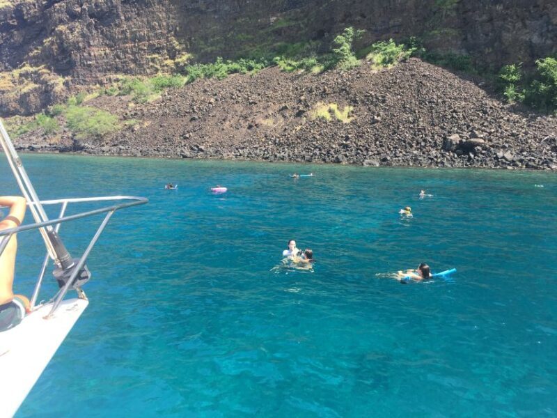 From Keauhou Bay: Snorkel Cruise to Captain Cook's Monument - What Sets This Tour Apart?